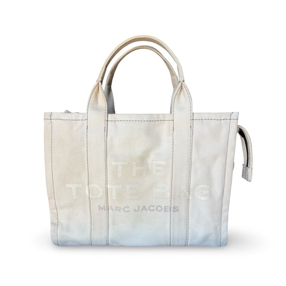 Marc Jacobs Handbags - Marc Jacobs Beige Canvas Tote
